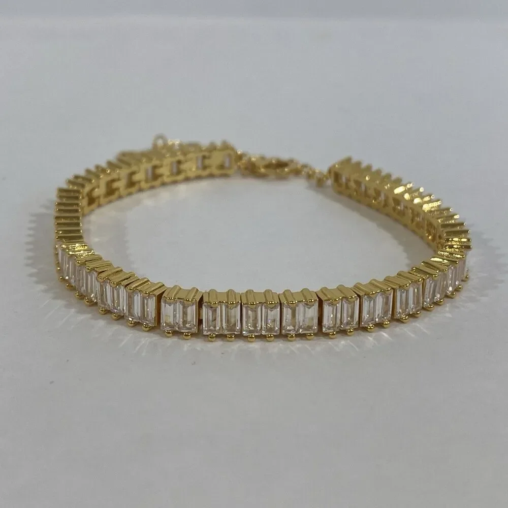 Caitlyn Minimalist Cubic Zirconia‎ 18k Gold Plated Tennis Bracelet With Box